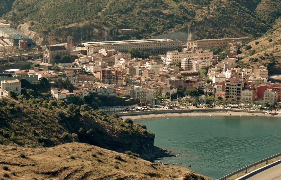 gestion airbnb de pisos turisticos en portbou